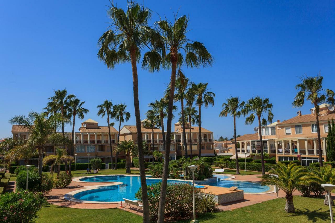 Apartamento Playa Con Piscina Y Terraza En Urbanizacion De Lujo Denia Exterior photo